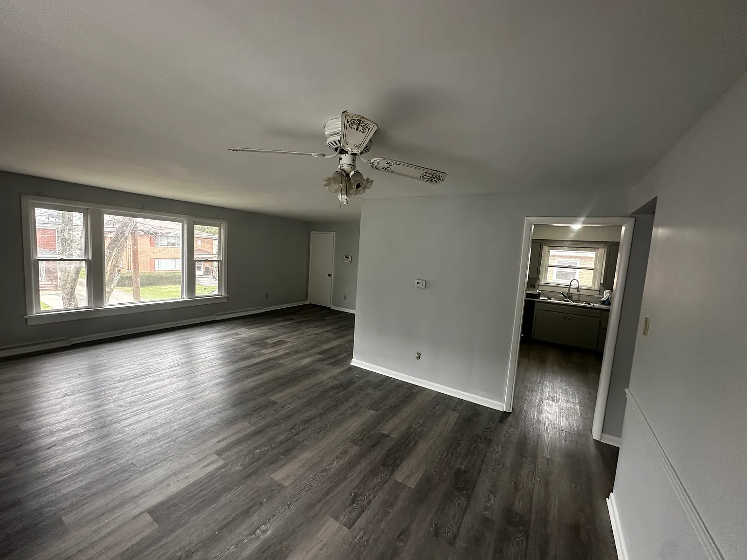 2 bed, $975 — Photo 2