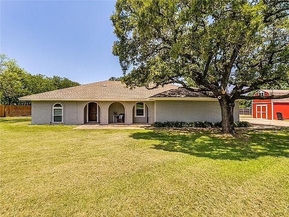 4th image of 209 Willowood Dr