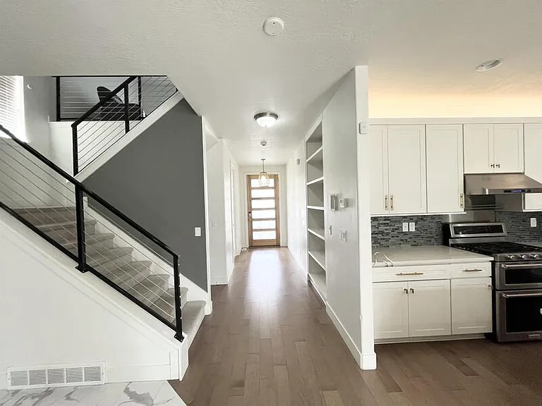 9729 S Fira Ln — Photo 4