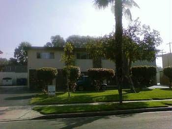 2nd image of 443 Woodlawn Ave APT C