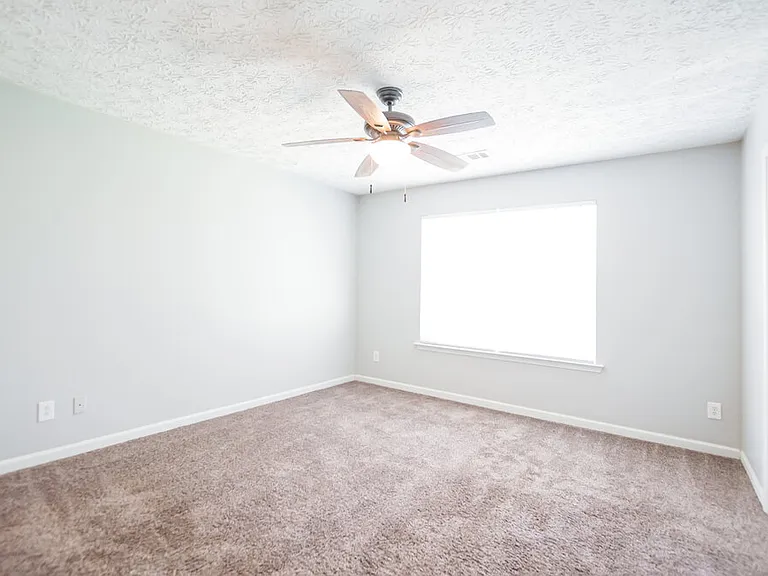 186 Ilex Dr — Photo 9