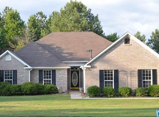 5826 Willow Lake Dr, Hoover, AL 35244
