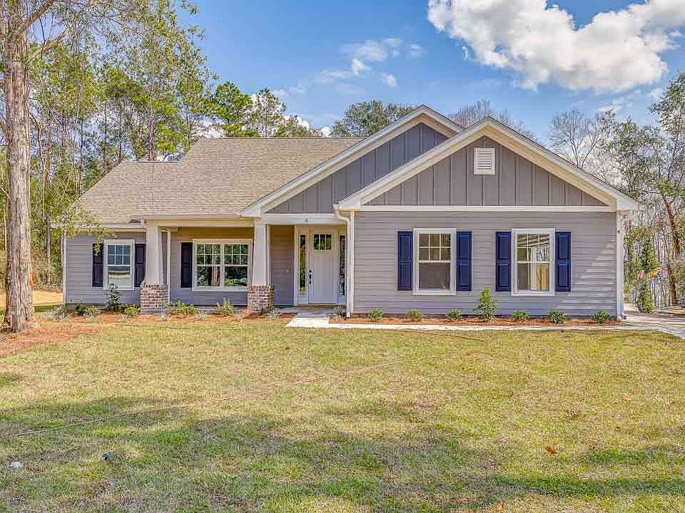 1st image of 4 Violet Ln