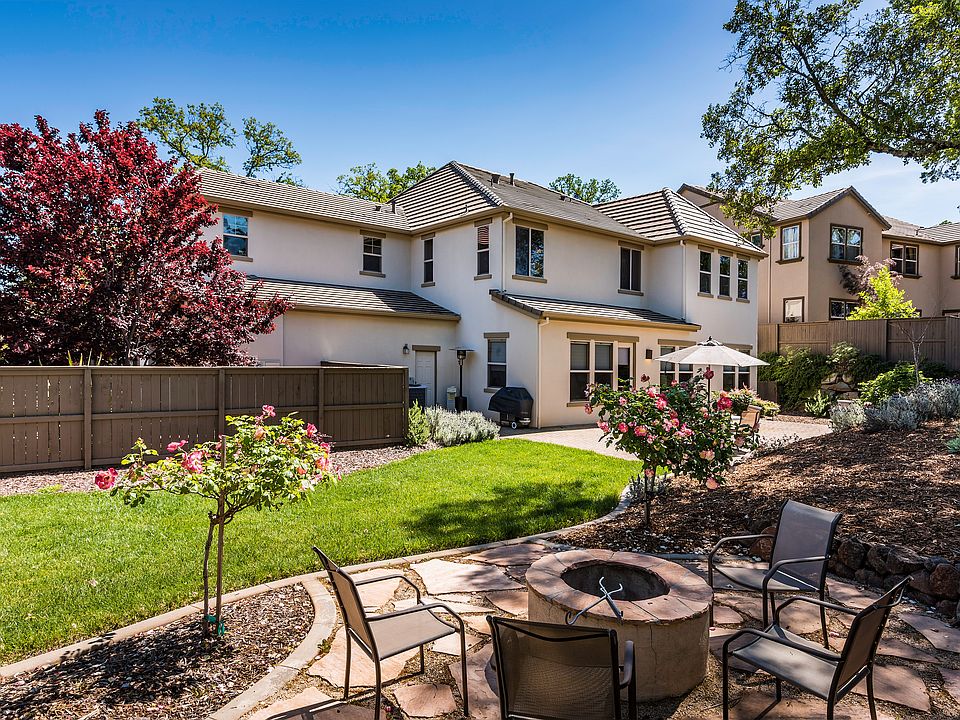 2nd image of 5233 Renaissance Way