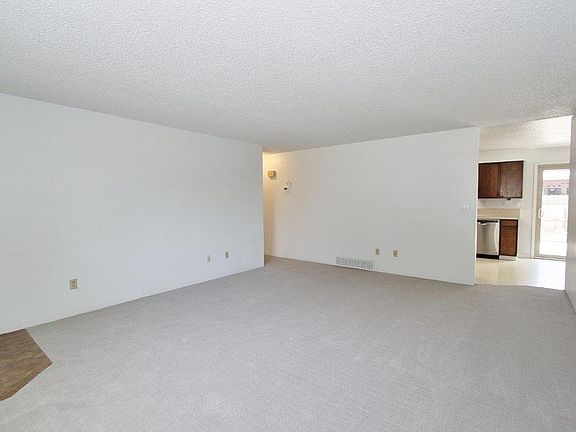 5th image of 2419 Colorado Ave