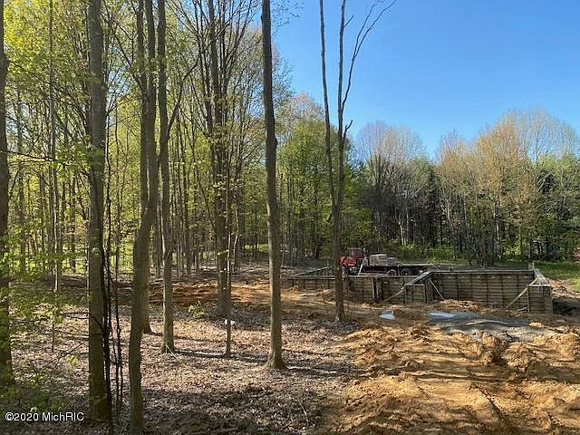 2nd image of 9511 E Hj Ave