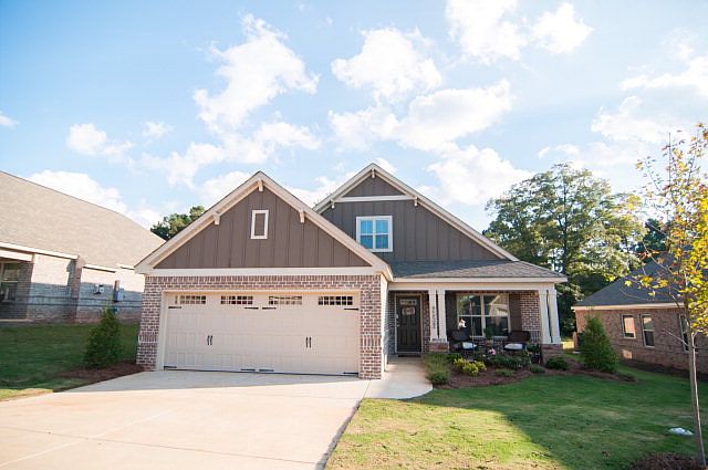 1st image of 2439 Deer Run Ct