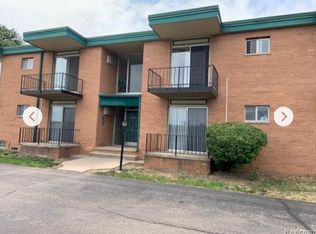 1954 Axtell Dr APT 1, Troy, MI 48084