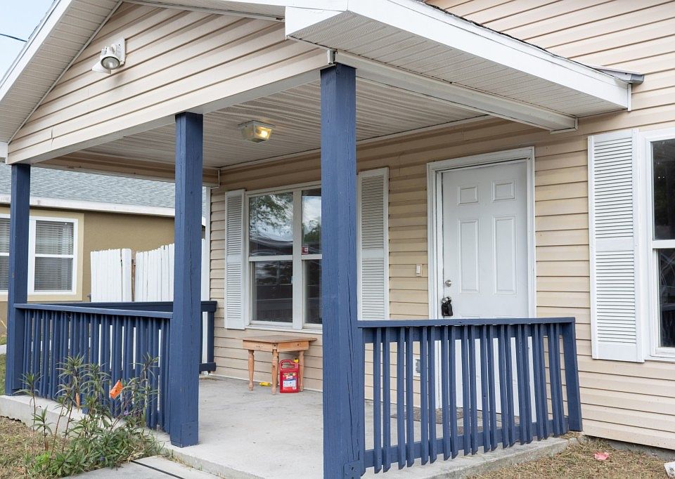 1st image of 3717 Wiggins Leaf St