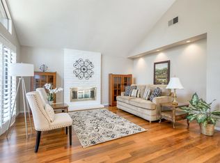 2070 Promontory Point Ln, Gold River, CA 95670