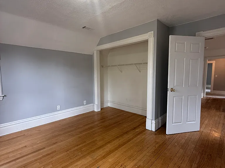 1020 S Park St #2 — Photo 8