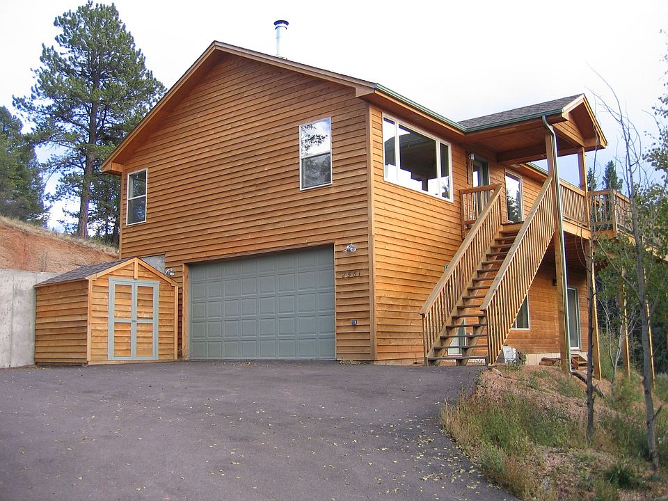 View of the house from the driveway