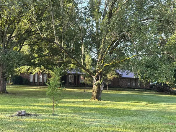 130 Aviation Ln, Pontotoc, MS 38863