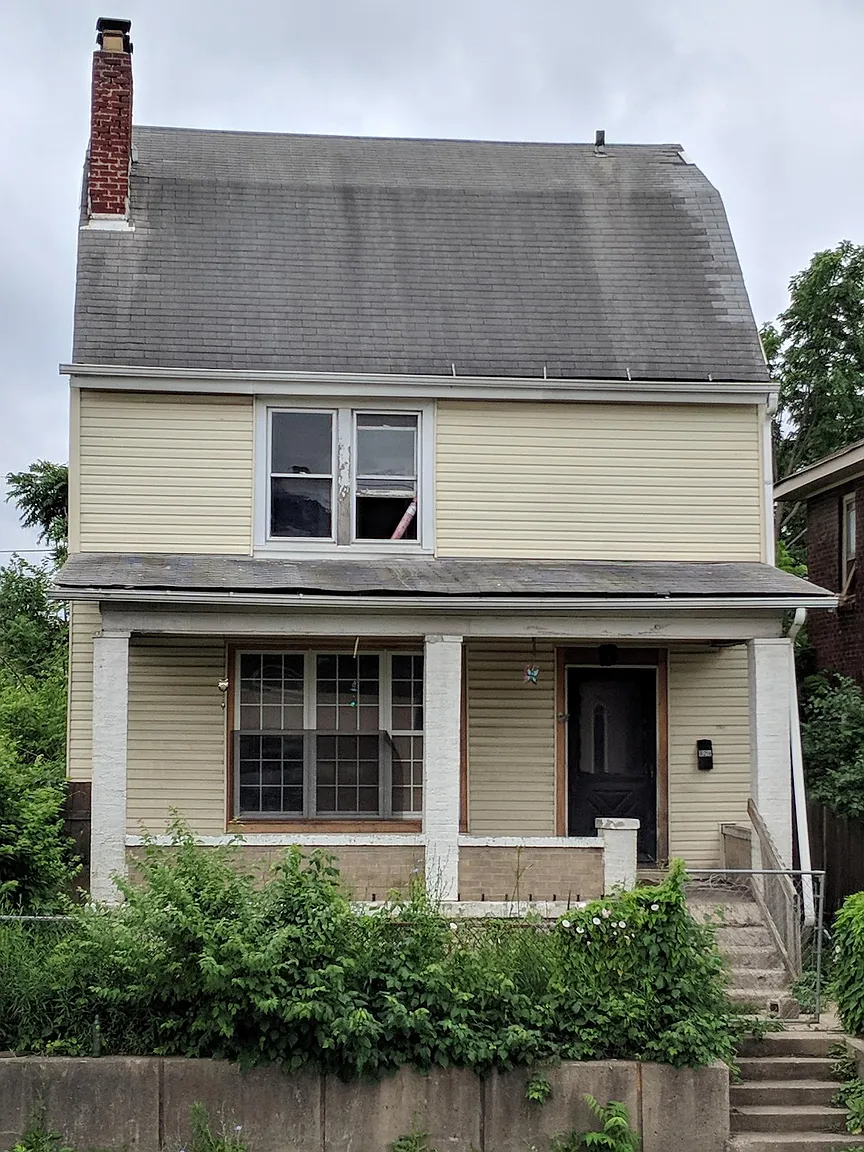 829 E 5th Ave photo 1