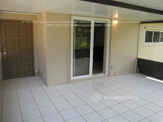940 SE 5th St — Photo 2