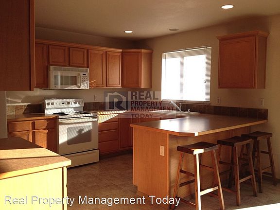 4th image of 10416 248th Street Ct E