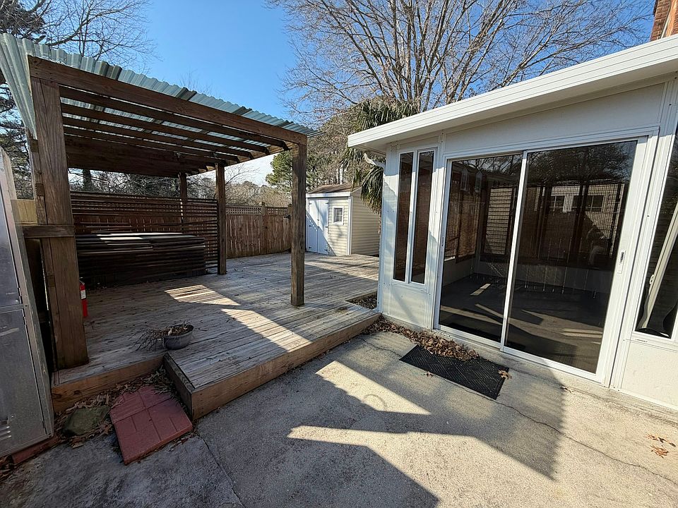 1st image of 634 Biltmore Dr