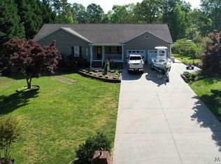 96 Longwood Dr, Bracey, VA 23919