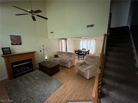 3rd image of 6755 Meadow Ln
