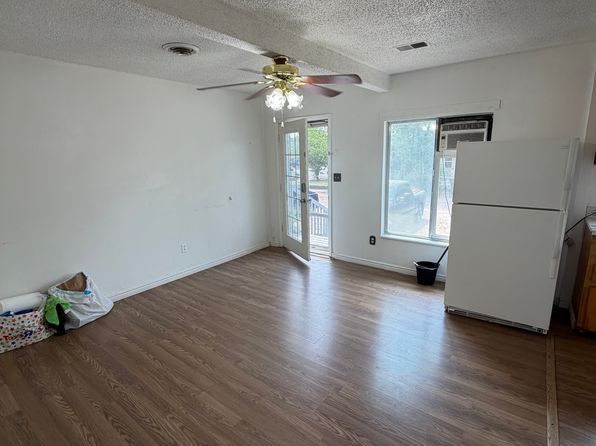 1315 3rd Ave #2