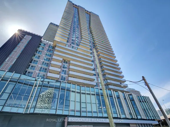 20 Richardson St #1006, Toronto, ON M5A 0S6