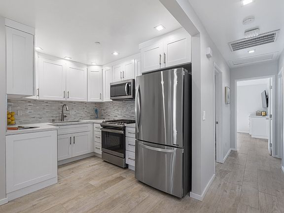2nd image of 18786 Polley Ln