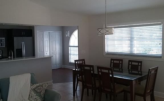 3rd image of 9624 Crescent Garden Dr #J-201