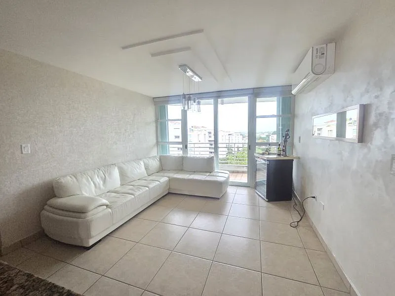 3 bed, 2.5 bath, 1700 sqft, $2,500 — Photo 4