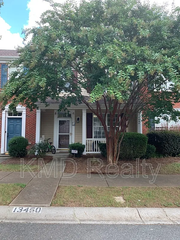 2 bed, 2.5 bath, $1,850 — Photo 1