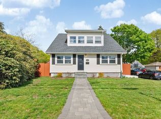 710 East St, Dedham, MA 02026