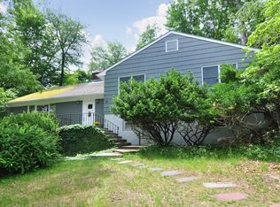 33 Branford Rd, Hastings On Hudson, NY 10706