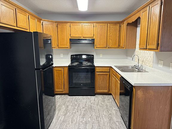 3rd image of 3424 Oak Park Ct
