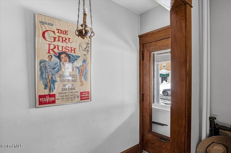 2nd image of 380-382 Morris Street