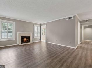 1401 Huntingdon Chase #1401, Atlanta, GA 30350