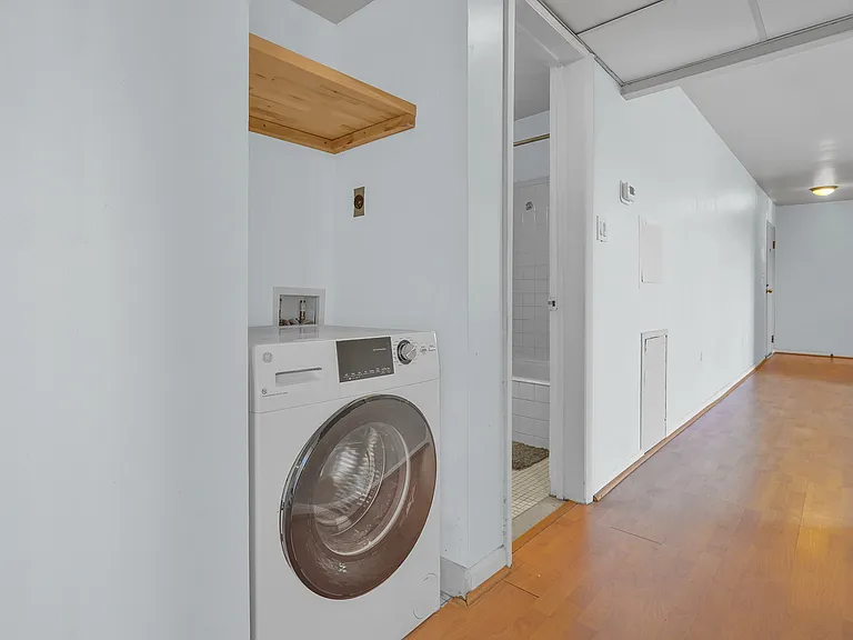 3342 S 28th St #403 — Photo 3