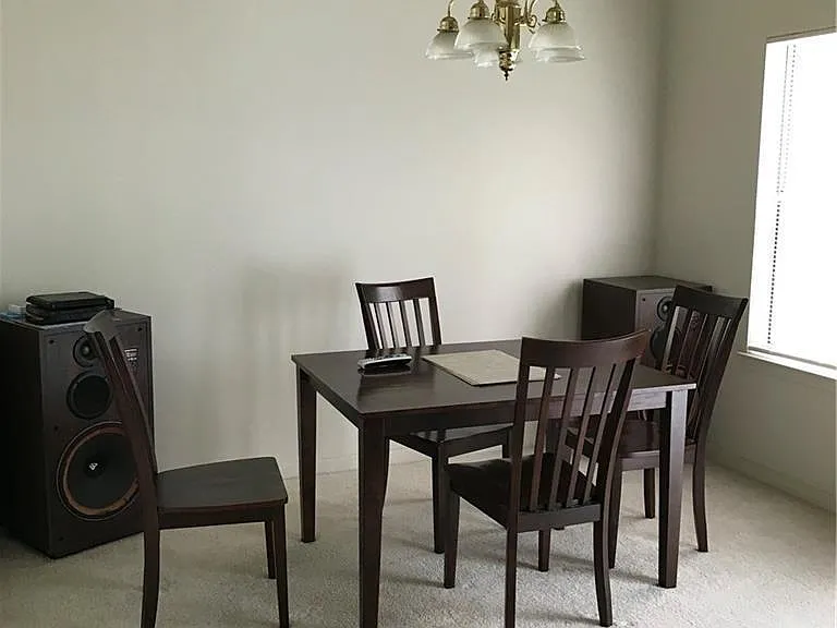 3753 Mays Xing SW — Photo 3