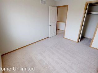 1817 Lydia Ln, Junction City, KS 66441