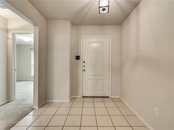 3rd image of 4011 Liberty Trl
