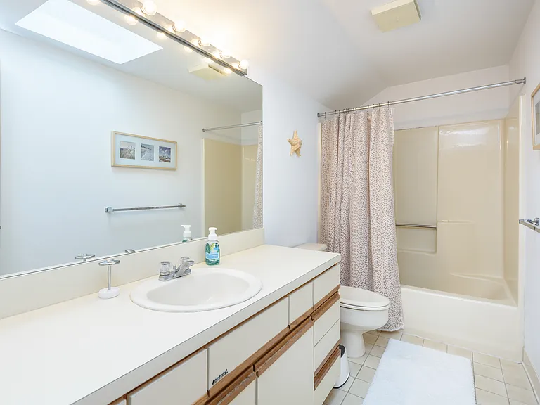 14 Canal Way — Photo 12