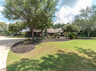 873 Country Club Cir, Minden, LA 71055