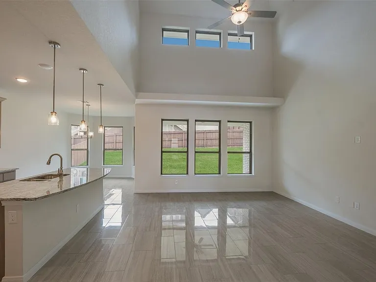 1717 Wind Riv — Photo 19