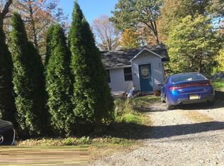 11 Onteora Rd, Highland Lakes, NJ 07422