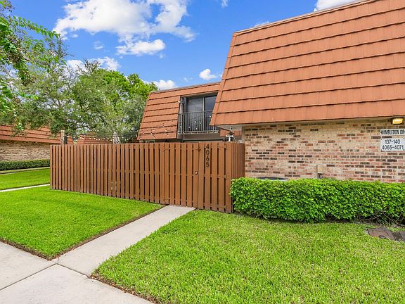 2nd image of 4065 WIMBLEDON Drive