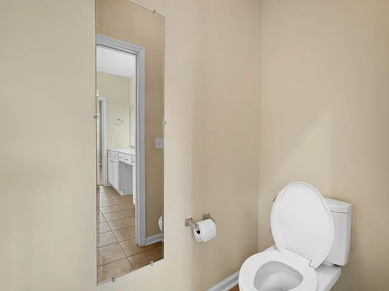 Unit Photo