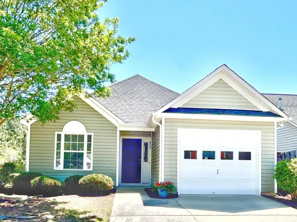 832 Chablis Dr, Columbia, SC 29210