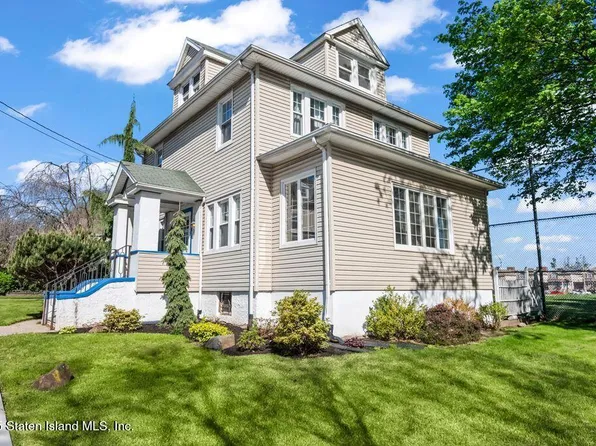 29 Livingston Ct, Staten Island, NY 10310