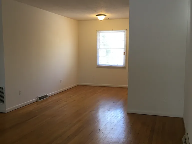 6 Lakewood Dr #3 — Photo 7