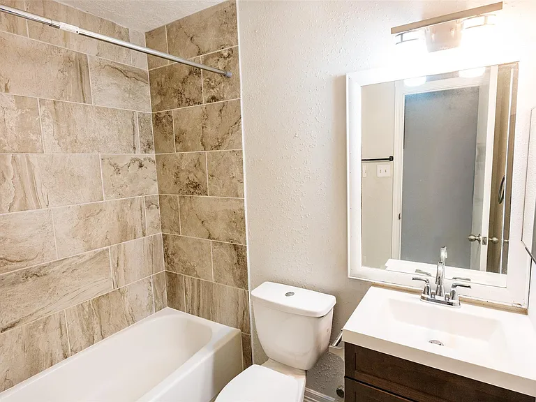 2022 Crosscoach Ln — Photo 21