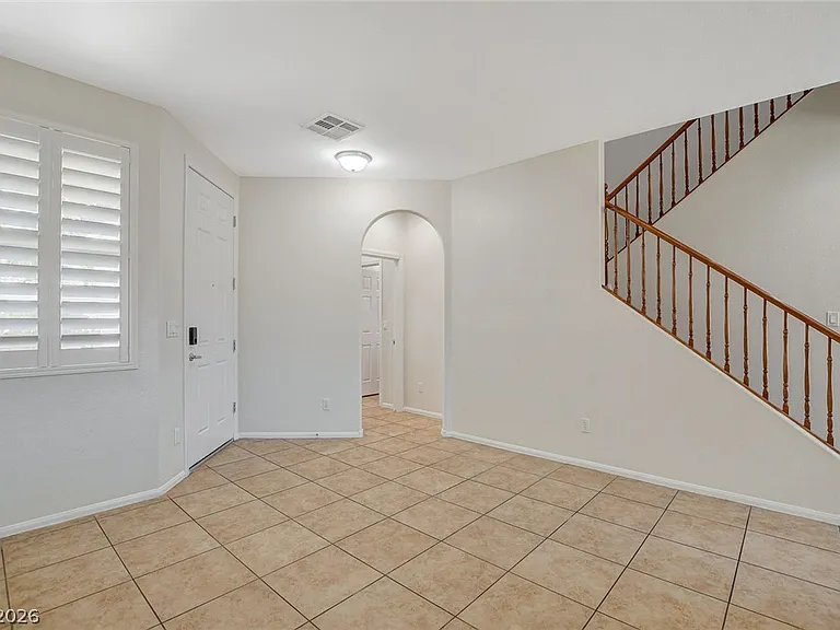 9734 Maspalomas St — Photo 12