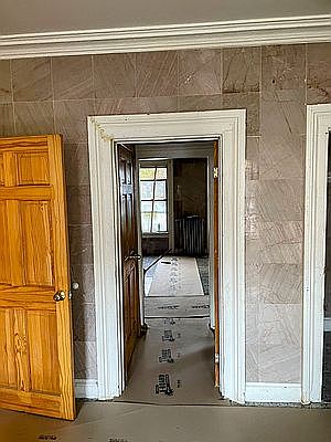 3rd image of 356 Gates Ave #3